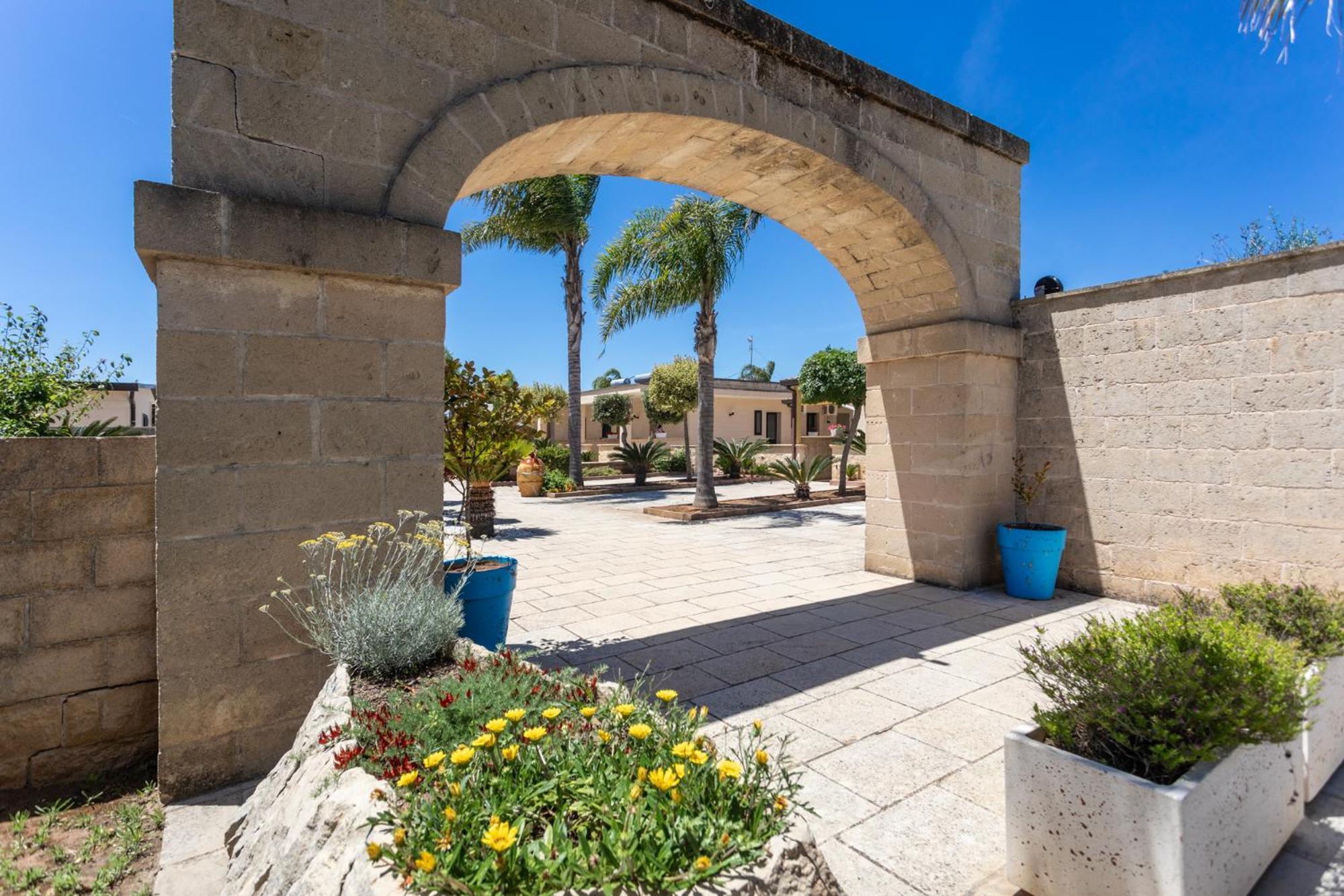 La Pineta Residence Otranto Esterno foto